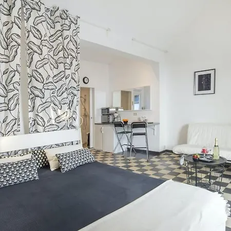 Apartament Hinestrosa Studio Center